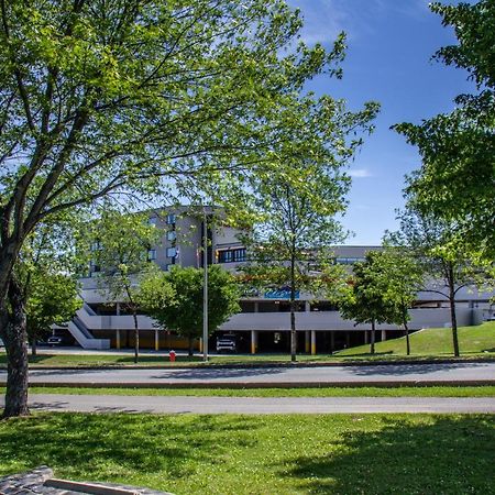 Hotel Universel Алма Екстер'єр фото