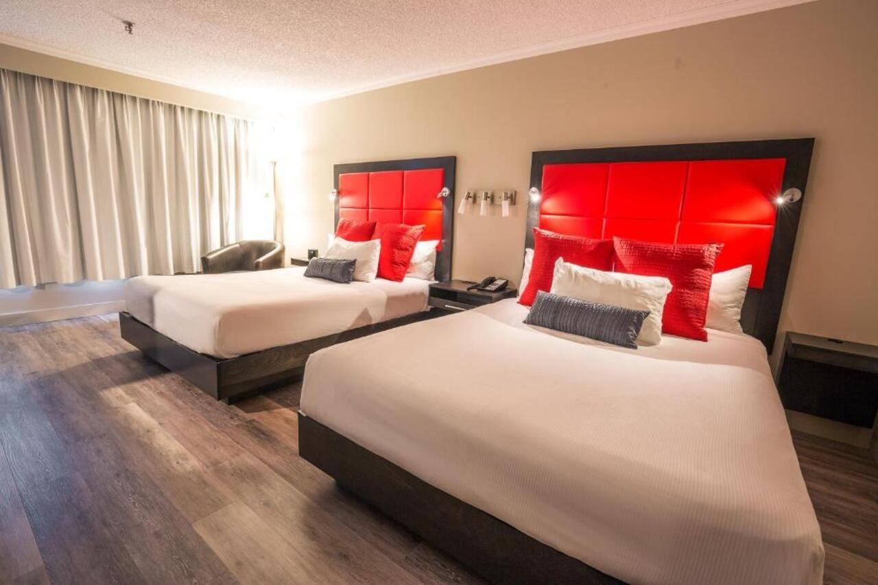Hotel Universel Алма Екстер'єр фото